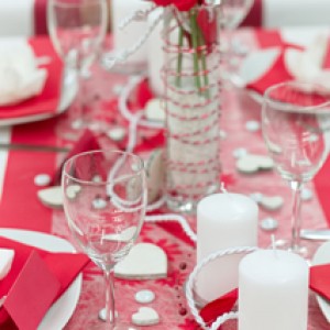 Tisch Dekoration rot